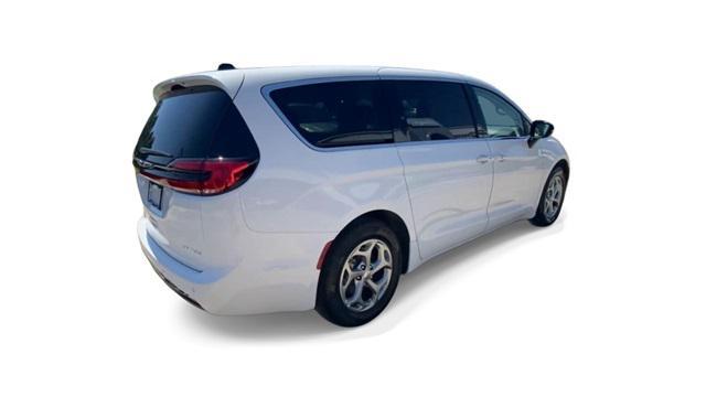 new 2024 Chrysler Pacifica car, priced at $53,470