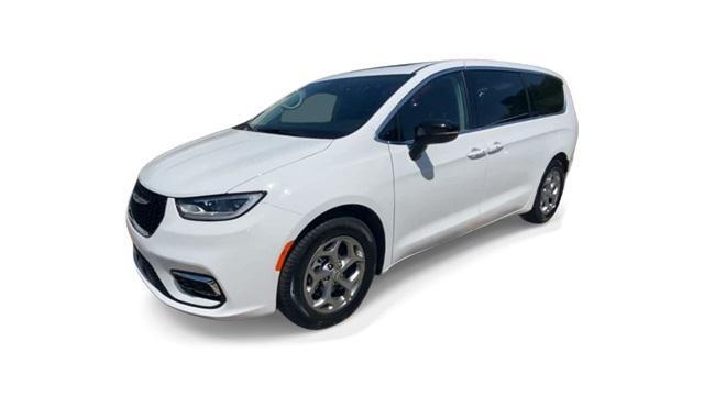 new 2024 Chrysler Pacifica car, priced at $53,470