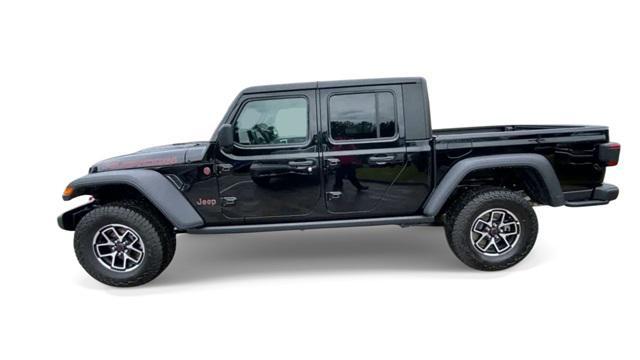 new 2024 Jeep Gladiator car, priced at $65,695