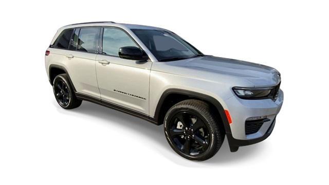 new 2024 Jeep Grand Cherokee car, priced at $51,490