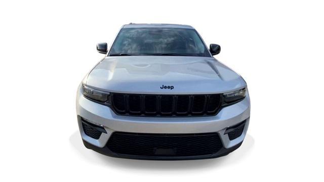 new 2024 Jeep Grand Cherokee car, priced at $51,490