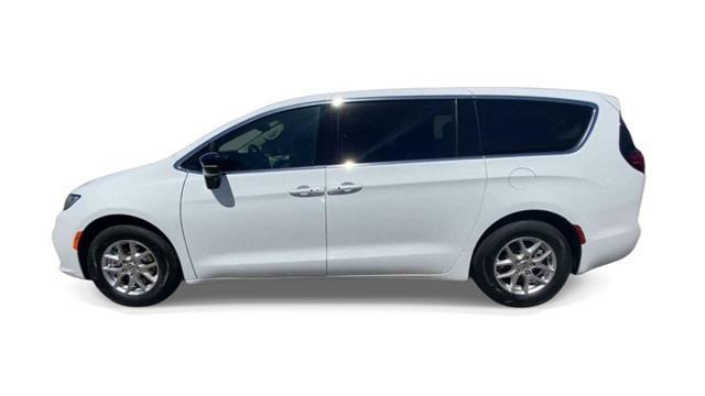 new 2024 Chrysler Pacifica car, priced at $43,155