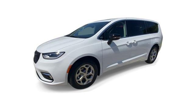 new 2024 Chrysler Pacifica car, priced at $53,470