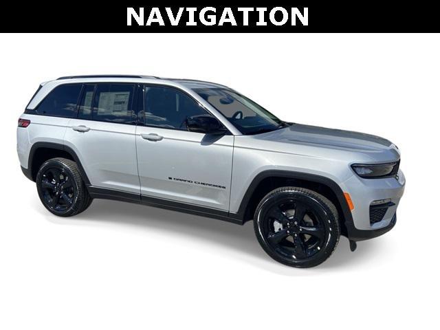 new 2024 Jeep Grand Cherokee car, priced at $50,395