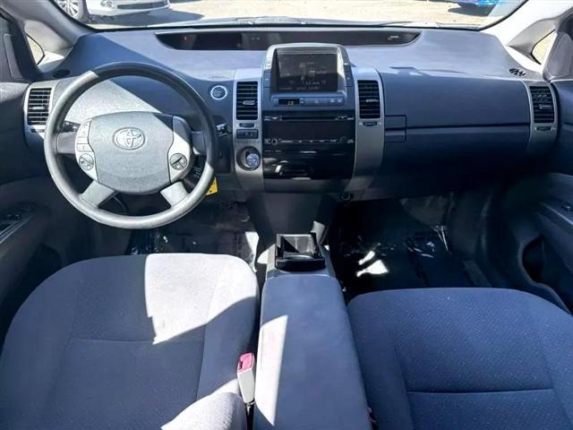 used 2006 Toyota Prius car, priced at $5,950