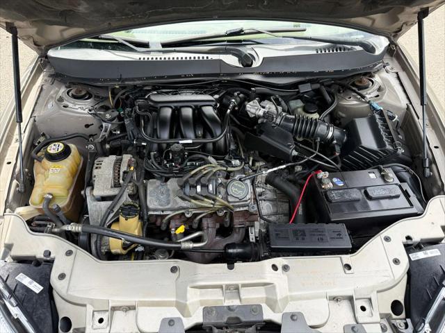 used 2004 Ford Taurus car, priced at $3,950