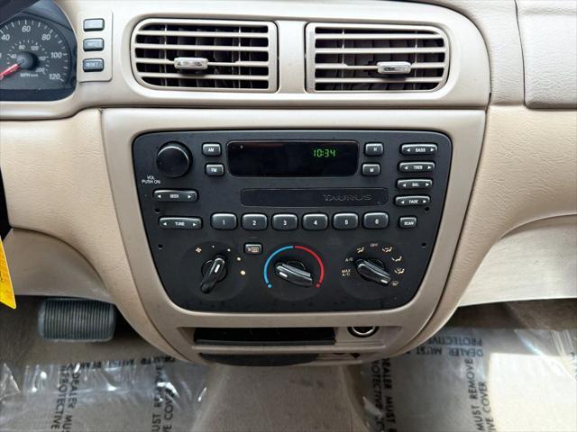 used 2004 Ford Taurus car, priced at $3,950