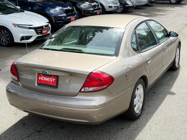 used 2004 Ford Taurus car, priced at $3,950
