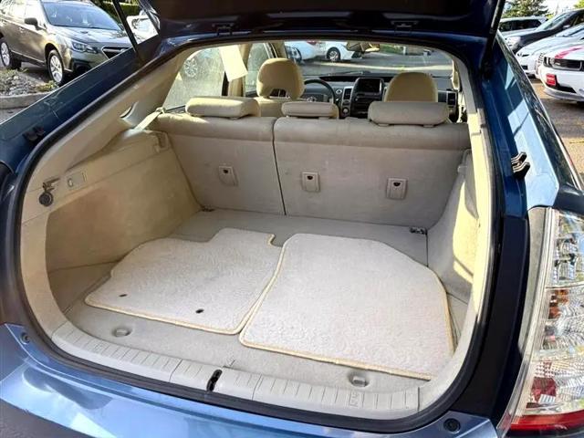used 2007 Toyota Prius car, priced at $5,950