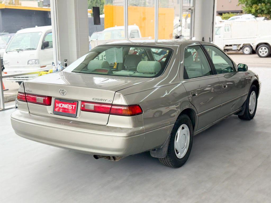 used 1999 Toyota Camry car, priced at $1,950