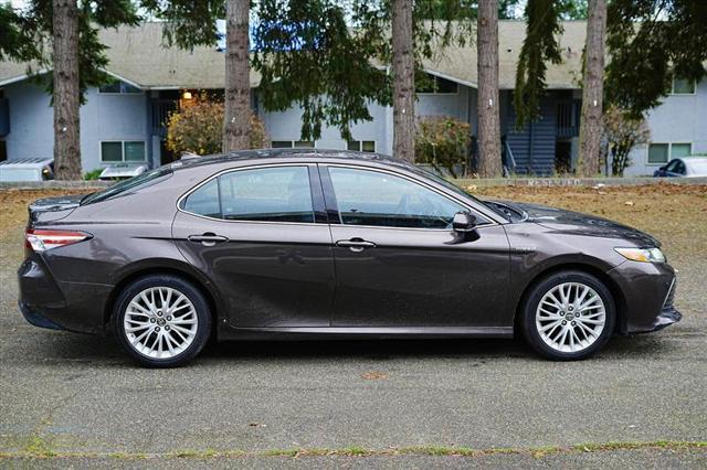 used 2018 Toyota Camry Hybrid car, priced at $19,490