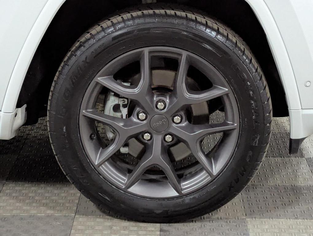 used 2021 Jeep Grand Cherokee car, priced at $26,000