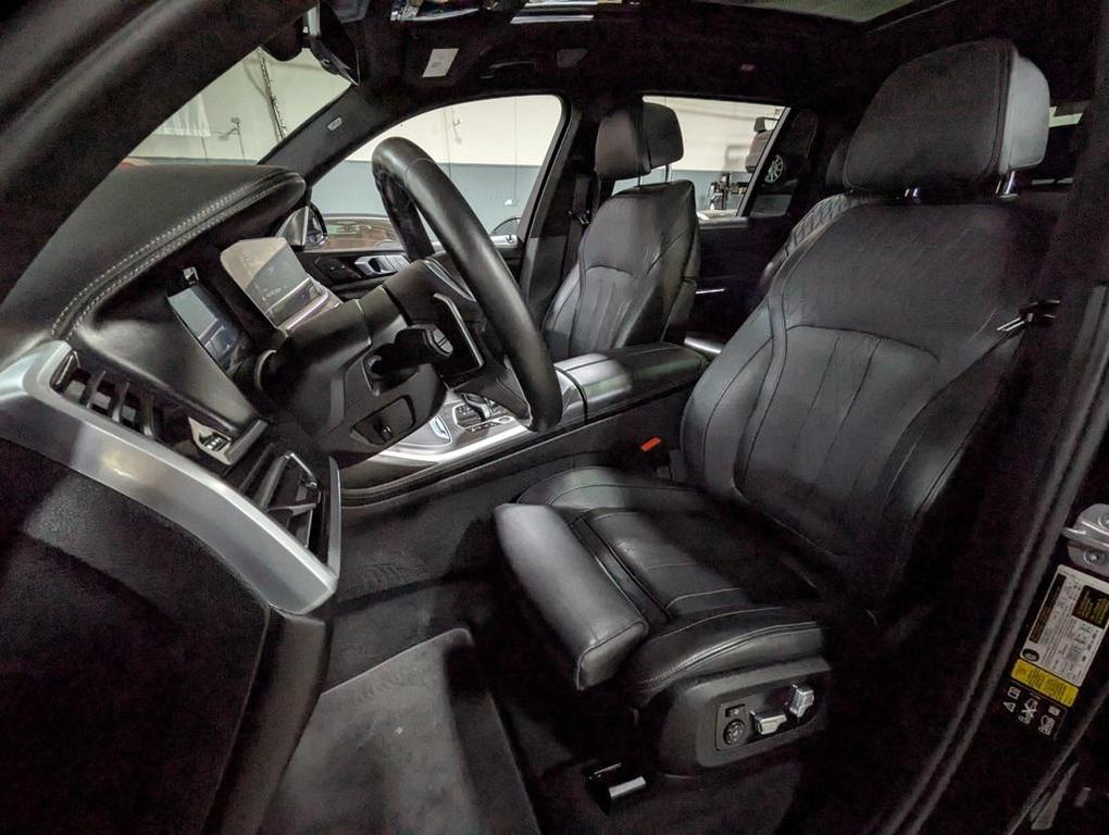 used 2022 BMW X7 car, priced at $67,000