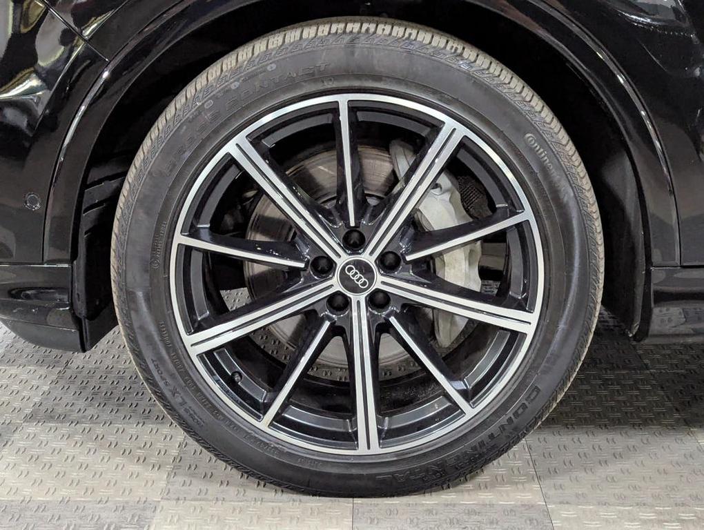 used 2022 Audi Q7 car, priced at $53,000
