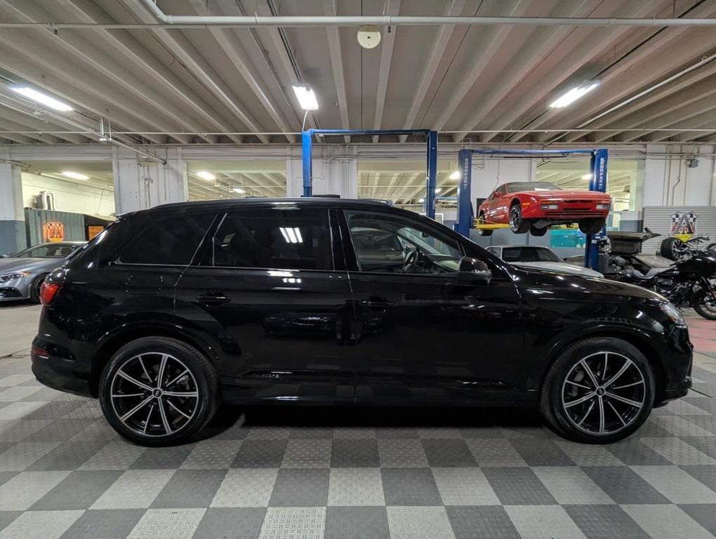 used 2022 Audi Q7 car, priced at $53,000