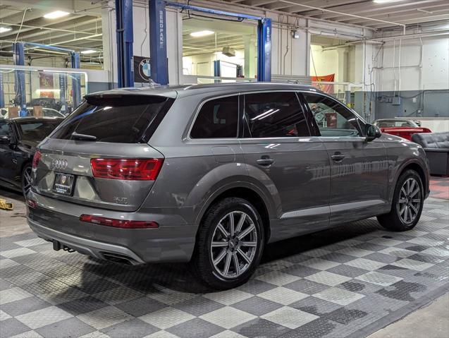 used 2017 Audi Q7 car, priced at $22,000