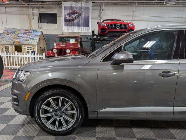 used 2017 Audi Q7 car, priced at $22,000