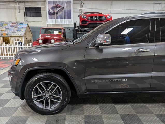 used 2018 Jeep Grand Cherokee car, priced at $17,500