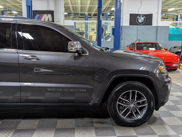 used 2018 Jeep Grand Cherokee car, priced at $17,500