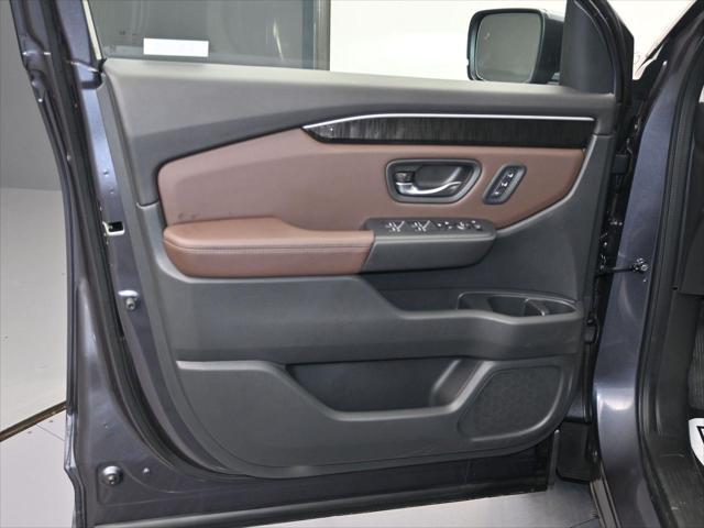 used 2023 Honda Pilot car, priced at $43,988