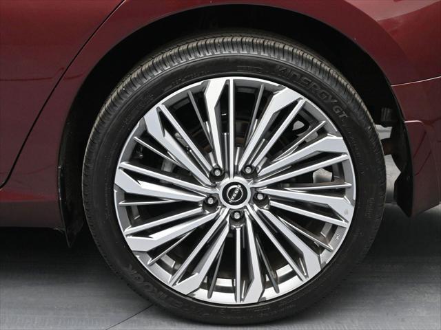 used 2023 Nissan Altima car, priced at $25,488