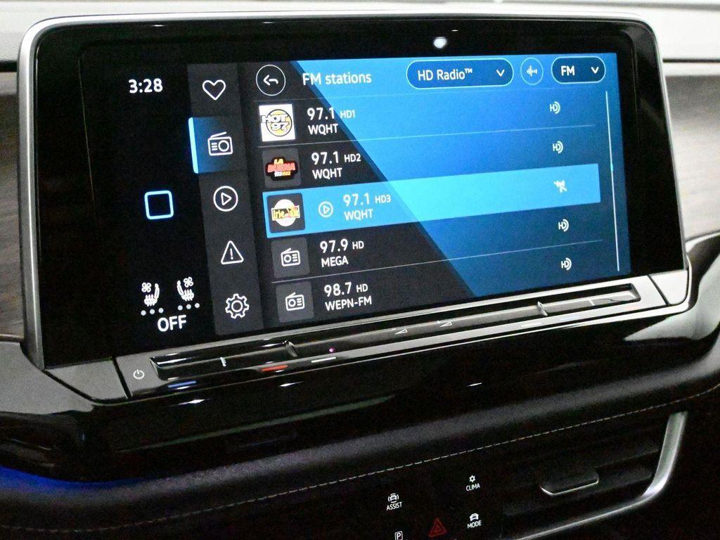 used 2024 Volkswagen Atlas car, priced at $38,488