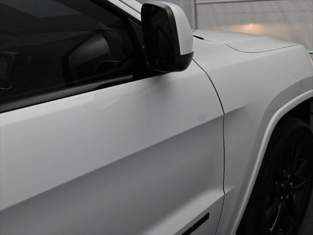 used 2022 Jeep Grand Cherokee car, priced at $31,988