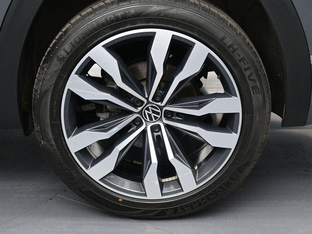 used 2022 Volkswagen Atlas car, priced at $33,988