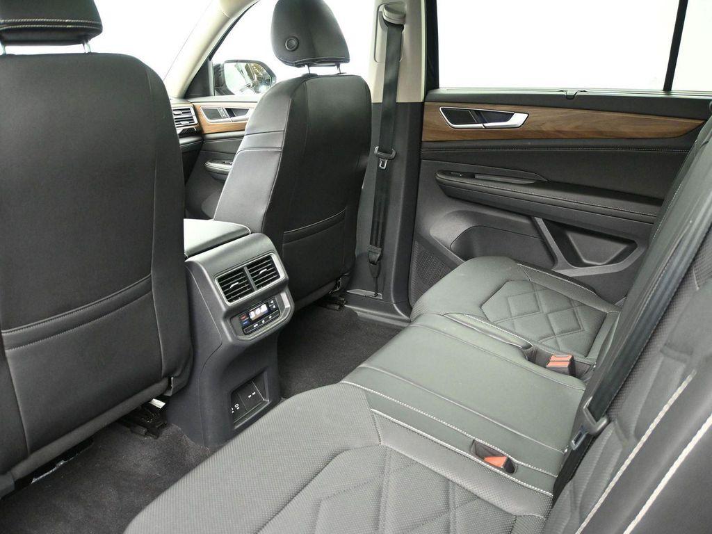used 2024 Volkswagen Atlas car, priced at $35,488