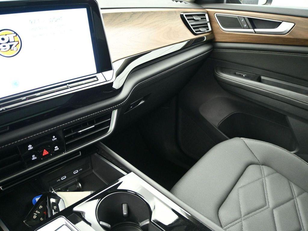 used 2024 Volkswagen Atlas car, priced at $35,488