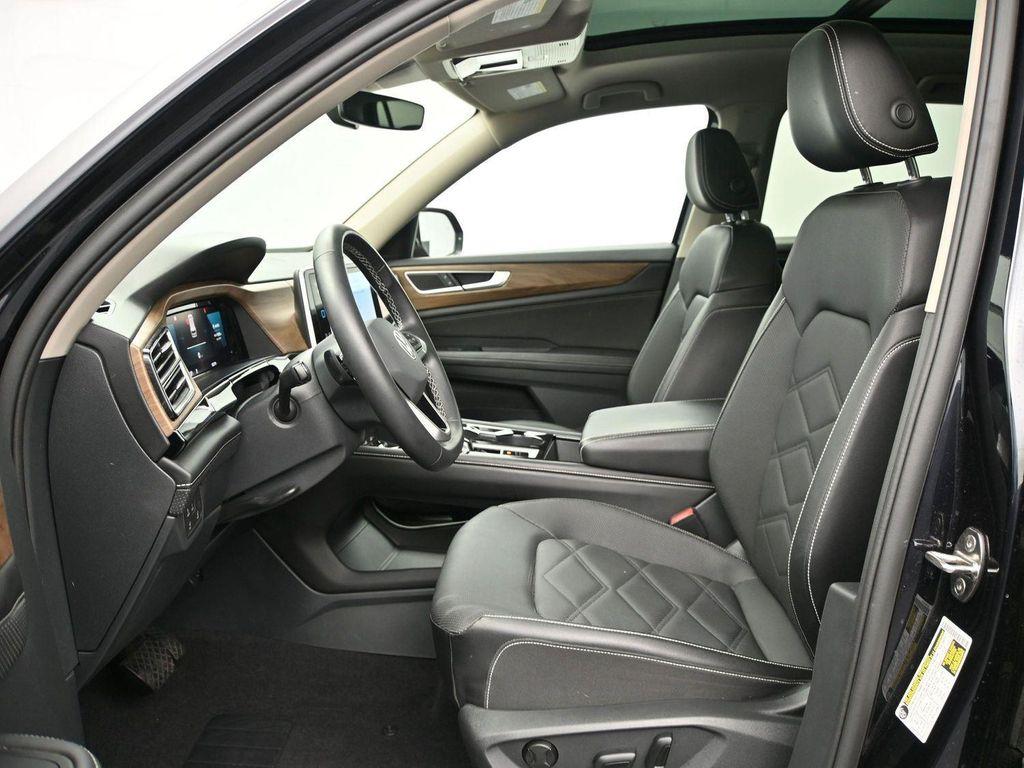 used 2024 Volkswagen Atlas car, priced at $35,488
