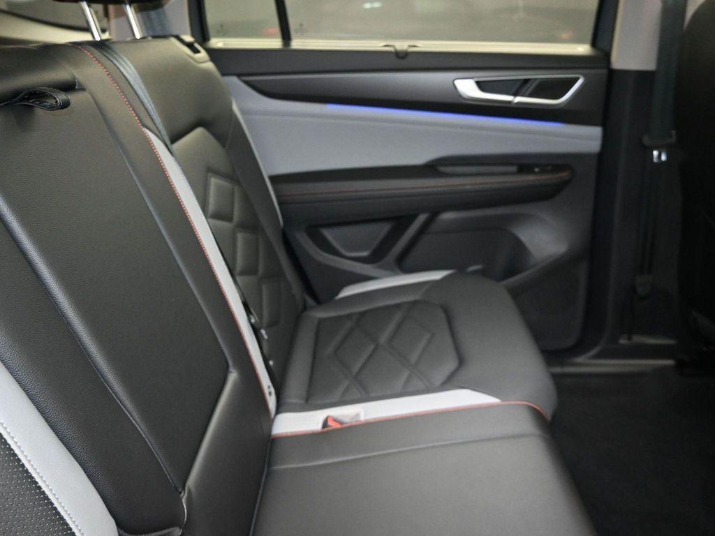 used 2024 Volkswagen Atlas car, priced at $43,888