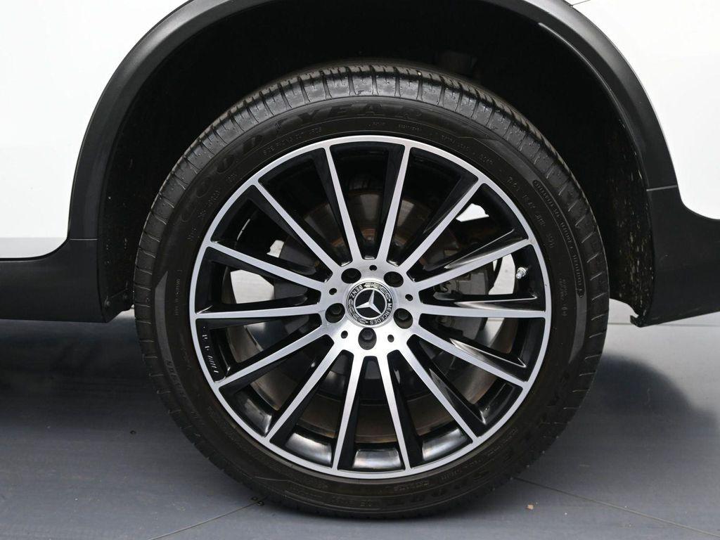 used 2022 Mercedes-Benz GLC 300 car, priced at $38,888