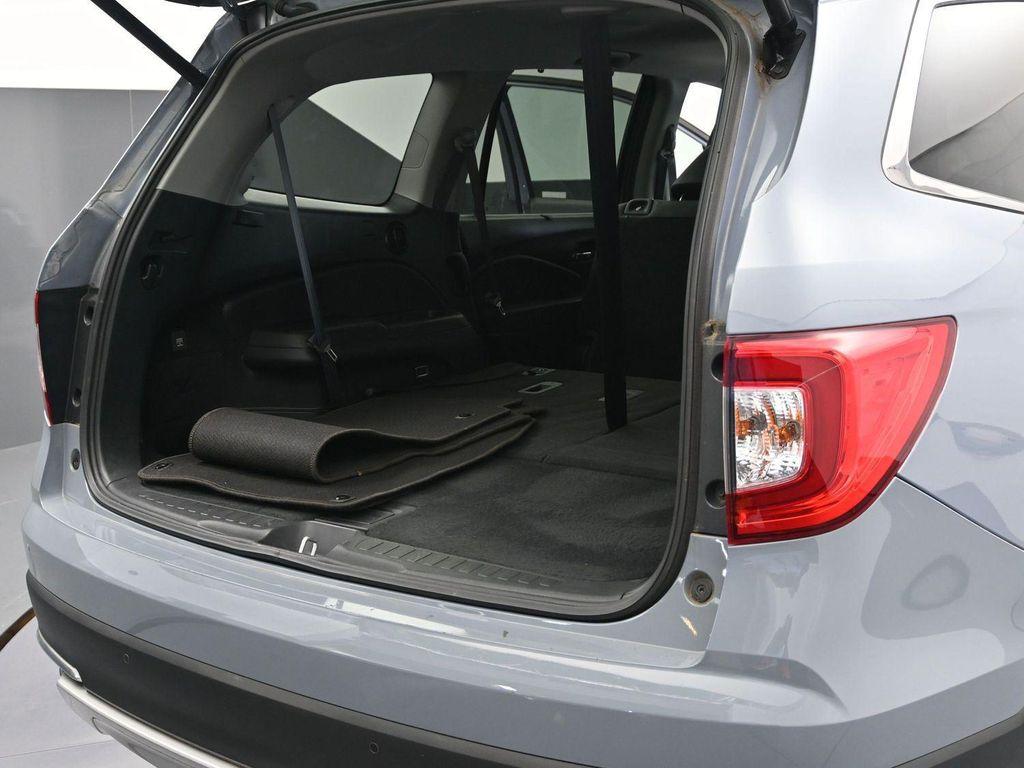 used 2022 Honda Pilot car, priced at $32,880