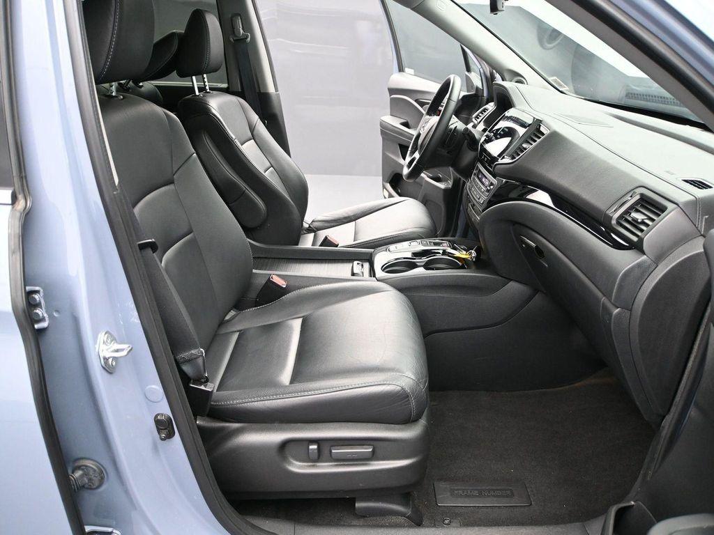 used 2022 Honda Pilot car, priced at $32,880