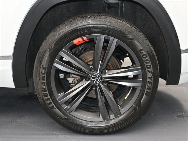 used 2022 Volkswagen Atlas Cross Sport car, priced at $32,888