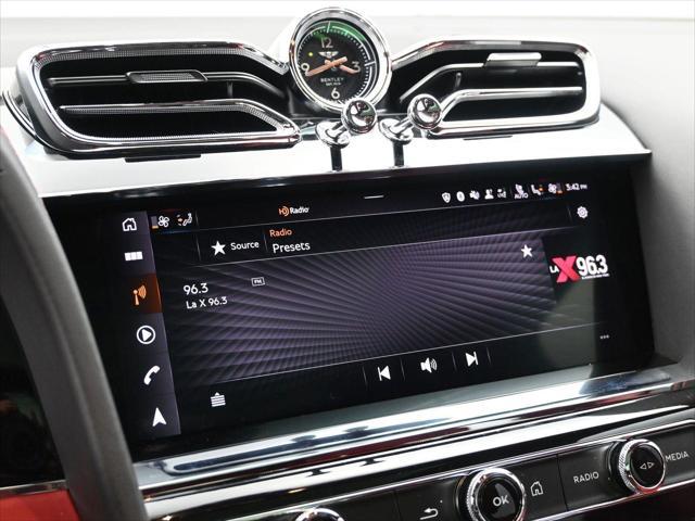 used 2021 Bentley Bentayga Hybrid car, priced at $129,988