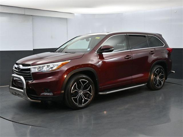 used 2014 Toyota Highlander car, priced at $18,888