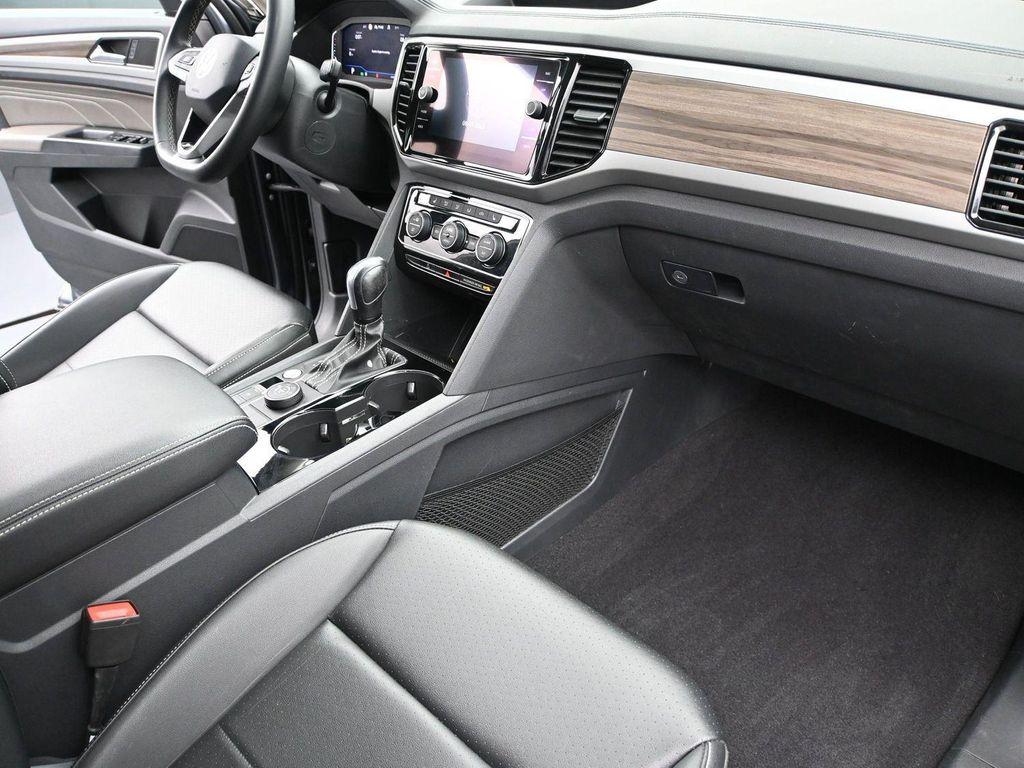 used 2021 Volkswagen Atlas car, priced at $27,995