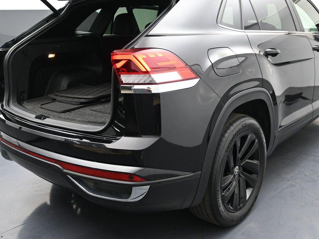 used 2021 Volkswagen Atlas Cross Sport car, priced at $25,899