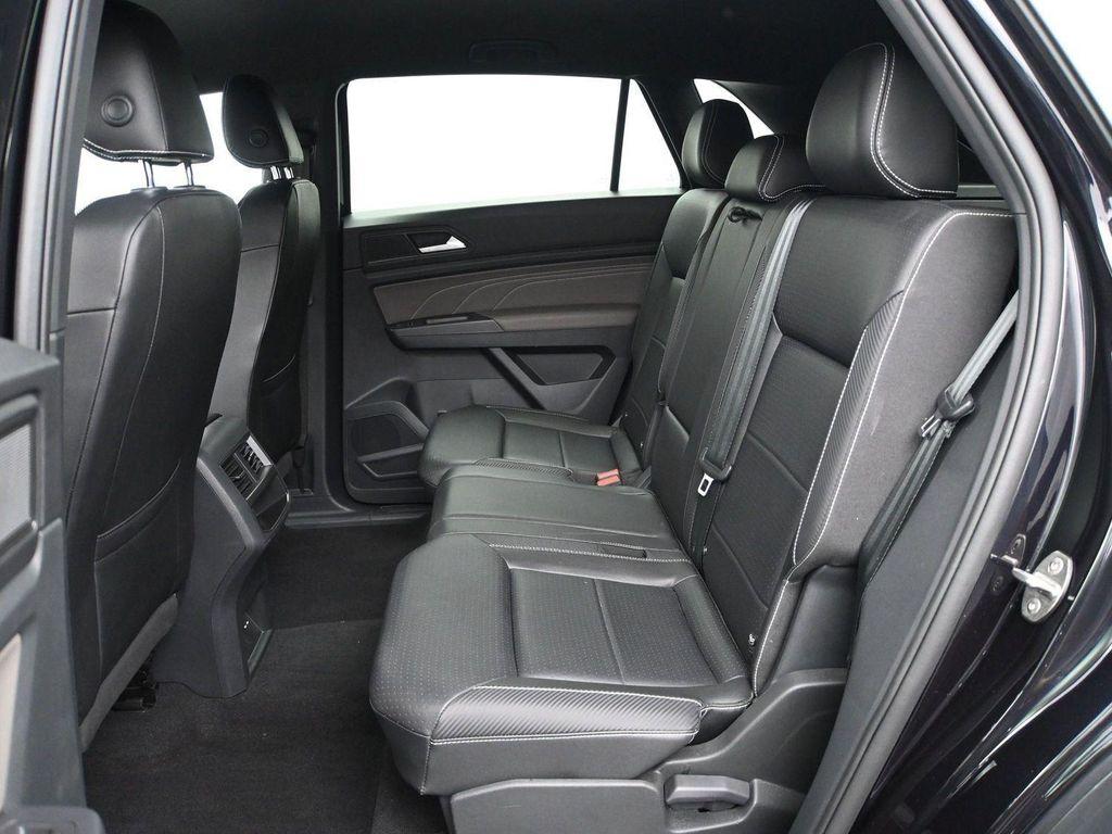 used 2021 Volkswagen Atlas Cross Sport car, priced at $25,899