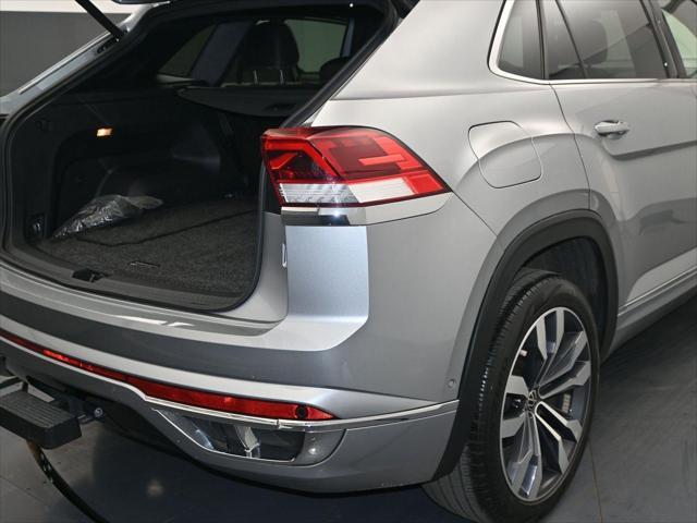 used 2021 Volkswagen Atlas Cross Sport car, priced at $28,488