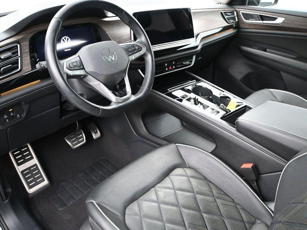 used 2024 Volkswagen Atlas car, priced at $42,995