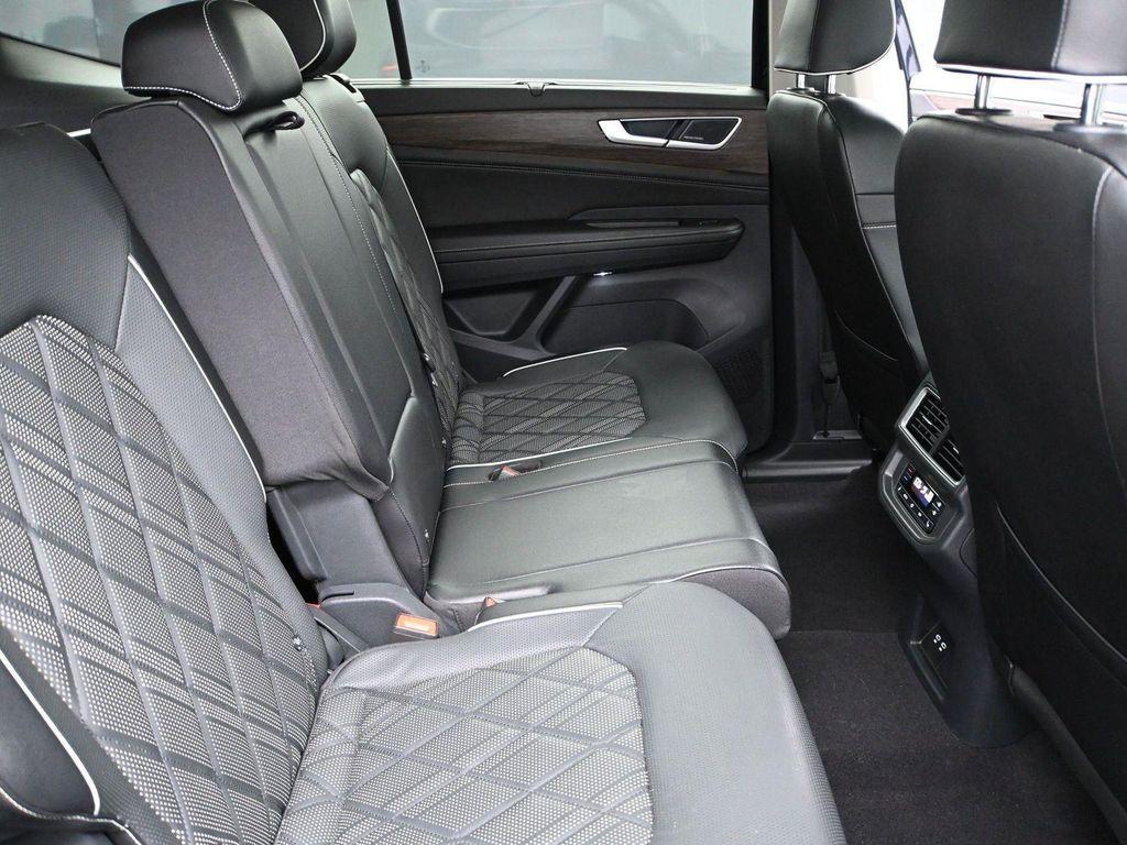 used 2024 Volkswagen Atlas car, priced at $42,995