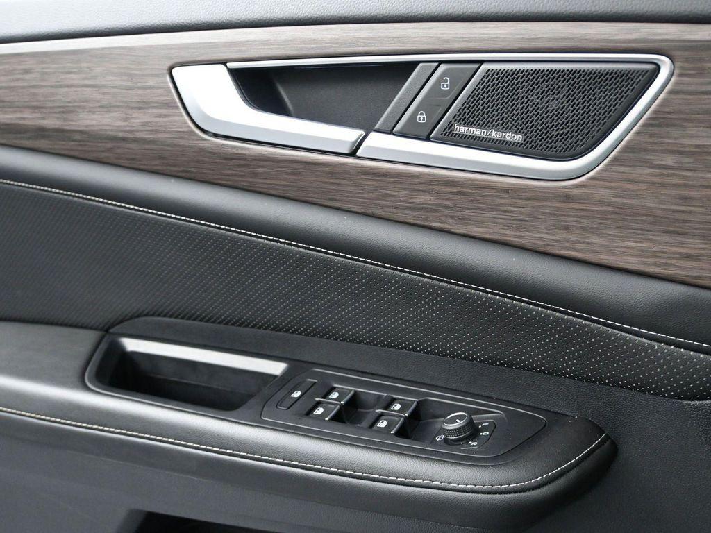 used 2024 Volkswagen Atlas car, priced at $42,995