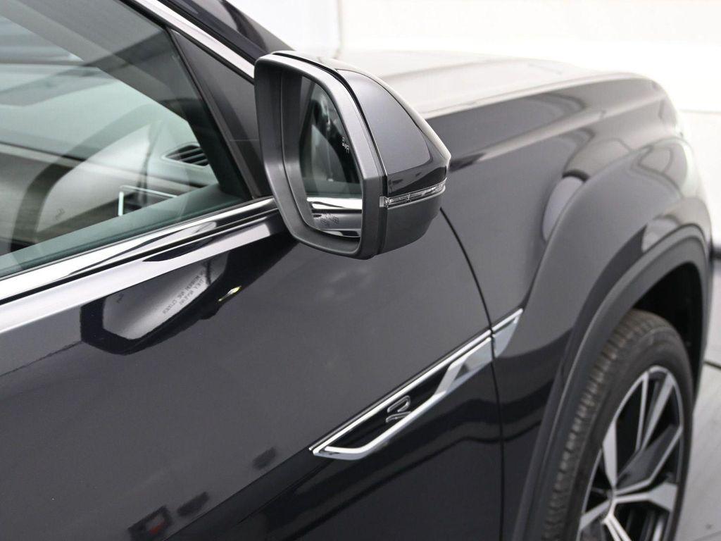 used 2024 Volkswagen Atlas car, priced at $42,995