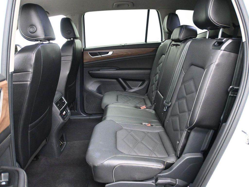 used 2024 Volkswagen Atlas car, priced at $34,880