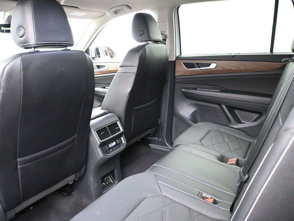 used 2024 Volkswagen Atlas car, priced at $34,880