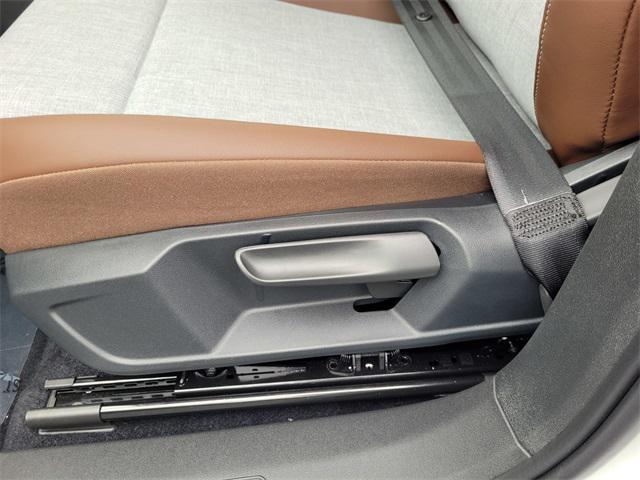 new 2025 Volkswagen ID.4 car, priced at $42,676