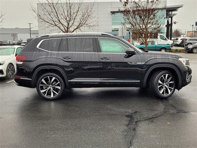 new 2025 Volkswagen Atlas car, priced at $56,014